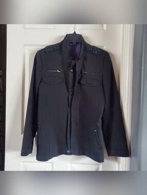 Ron Thompson RNT24 Black Epaulette Shoulders Front Zip Size 38 Designer Luxirie